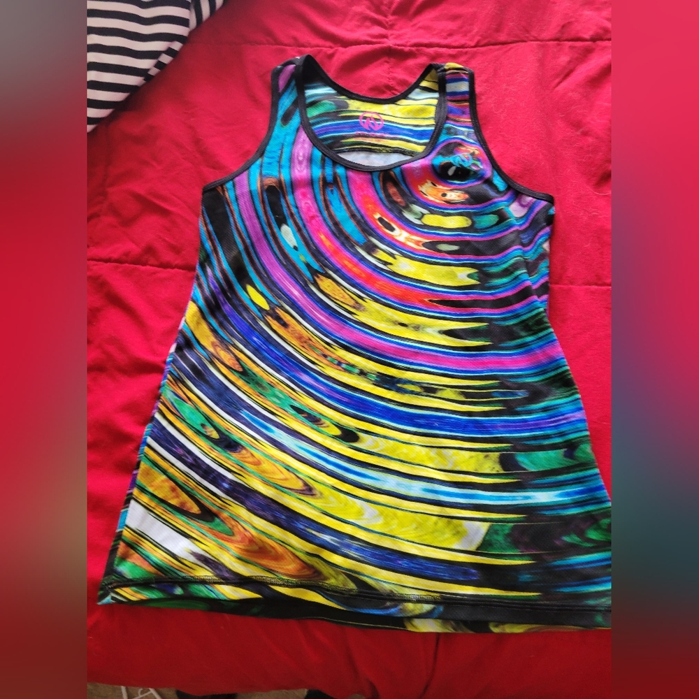InknBurn women's Ripple singlet
